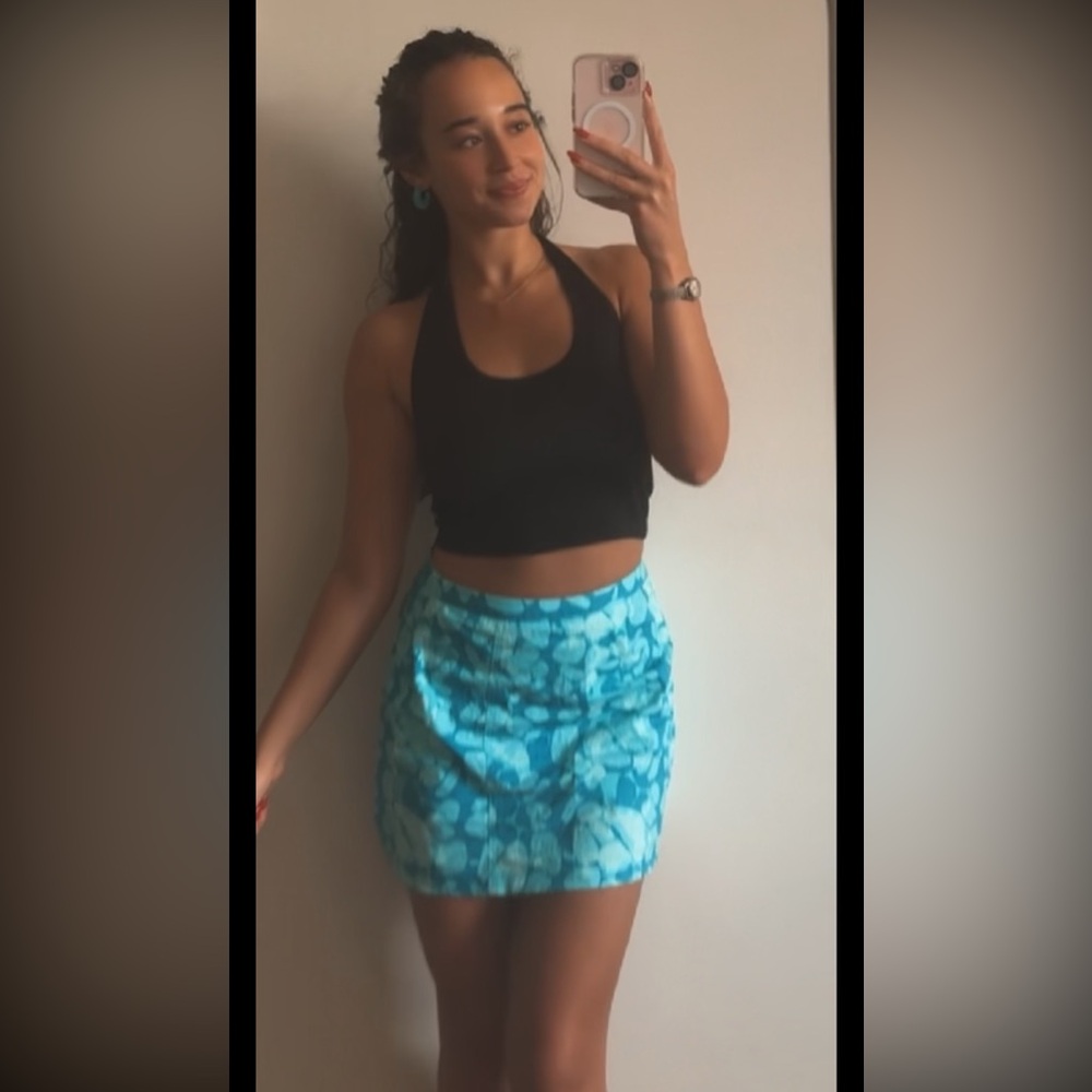 Y2K BCBGMAXAZRIA Retro Ocean Print Mini Skirt